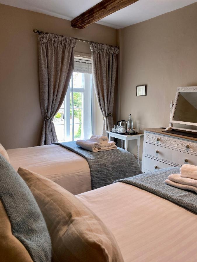 Three Cocks Hotel Брекон Экстерьер фото